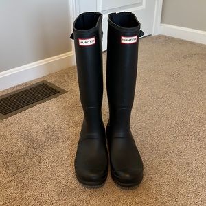 Hunter Boots - Tall Adjustable Wide Calf Size 10